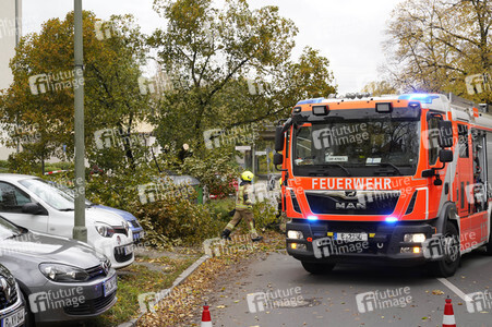 Sturmschäden durch Sturmtief Ignatz in Berlin