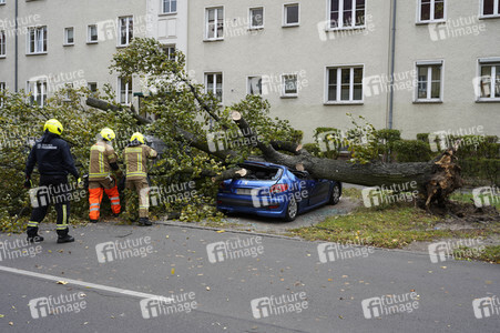 Sturmschäden durch Sturmtief Ignatz in Berlin