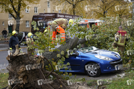 Sturmschäden durch Sturmtief Ignatz in Berlin