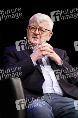 Joschka Fischer auf der lit.Cologne Sonderedition in Köln