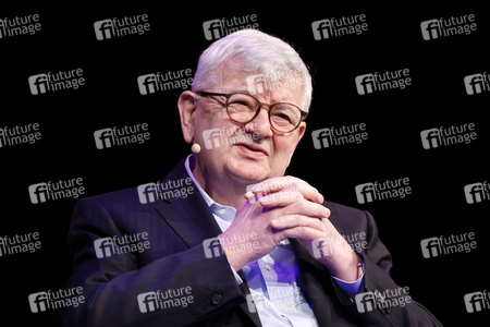 Joschka Fischer auf der lit.Cologne Sonderedition in Köln