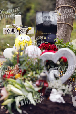 Grab von Willi Herren in Köln