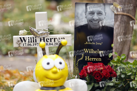 Grab von Willi Herren in Köln