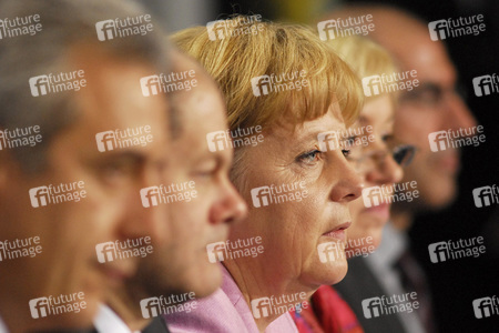 Pressekonferenz zum 3. Integrationsgipfel in Berlin