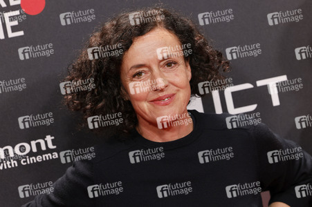 Filmscreening 'Ich bin dein Mensch' und Verleihung Manfred Stelzer Preis, Film Festival Cologne 2021