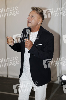 Show zur Einweihung des Achim-Mentzel-Weg in Cottbus