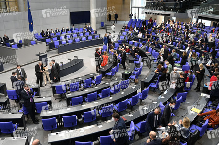 Konstituierende Sitzung des 20. Deutschen Bundestages in Berlin