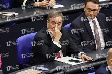 Konstituierende Sitzung des 20. Deutschen Bundestages in Berlin