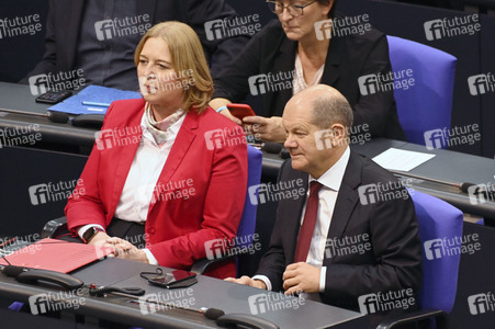 Konstituierende Sitzung des 20. Deutschen Bundestages in Berlin