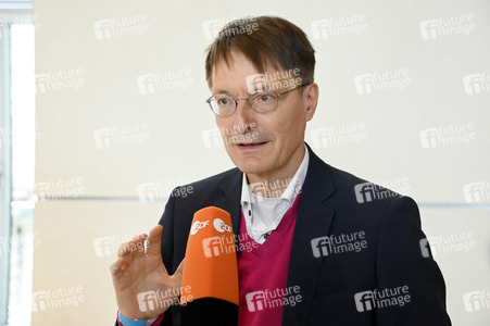 Konstituierende Sitzung des 20. Deutschen Bundestages in Berlin