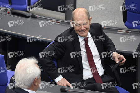 Konstituierende Sitzung des 20. Deutschen Bundestages in Berlin