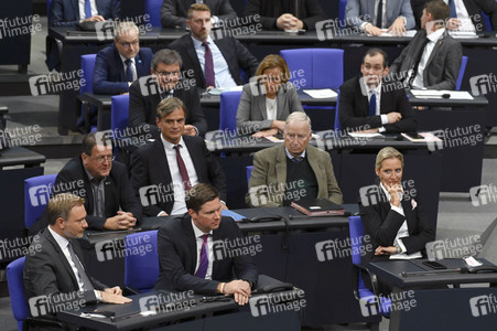 Konstituierende Sitzung des 20. Deutschen Bundestages in Berlin