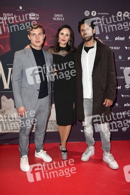 Filmpremiere 'Der Wolf' in Berlin