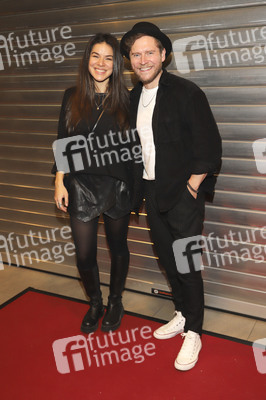 Eröffnung Friends Cup Charity Shop in Hamburg