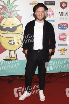 Eröffnung Friends Cup Charity Shop in Hamburg