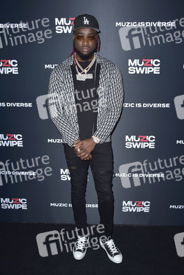 Swipe Night Launch Event in Los Angeles