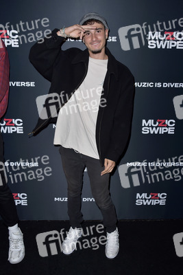 Swipe Night Launch Event in Los Angeles