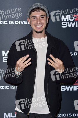 Swipe Night Launch Event in Los Angeles