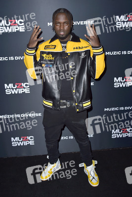 Swipe Night Launch Event in Los Angeles