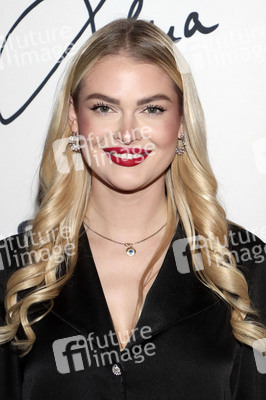 Lena Gercke x Syoss Event in Hamburg