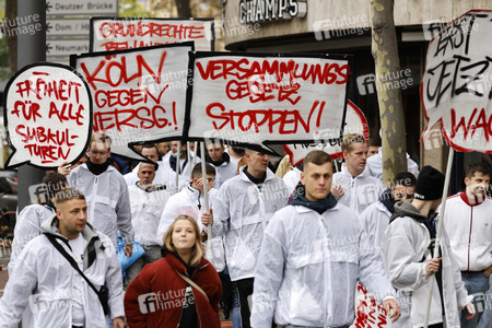 Demo gegen das NRW-Versammlungsgesetz in Köln