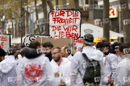 Demo gegen das NRW-Versammlungsgesetz in Köln