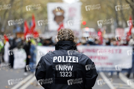 Demo gegen das NRW-Versammlungsgesetz in Köln