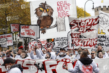 Demo gegen das NRW-Versammlungsgesetz in Köln
