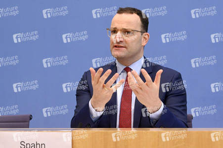 Pressekonferenz zu Auffrischimpfungen gegen Corona in Berlin