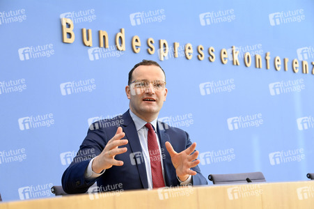 Pressekonferenz zu Auffrischimpfungen gegen Corona in Berlin