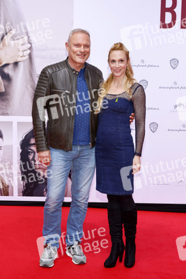 Filmpremiere 'Die Rettung der uns bekannten Welt' in Essen