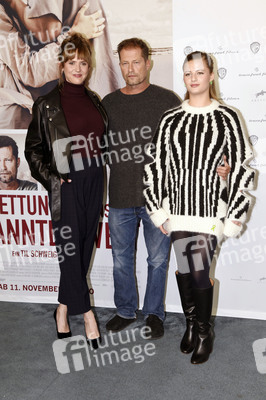 Filmpremiere 'Die Rettung der uns bekannten Welt' in München