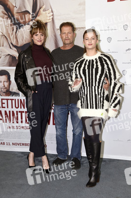 Filmpremiere 'Die Rettung der uns bekannten Welt' in München