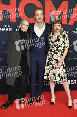 Filmpremiere 'Lieber Thomas' in Berlin