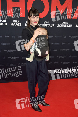 Filmpremiere 'Lieber Thomas' in Berlin