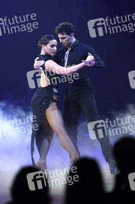 Tanzshow 'Let's Dance - Die Live-Tour 2021' in Hannover