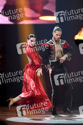Tanzshow 'Let's Dance - Die Live-Tour 2021' in Hannover