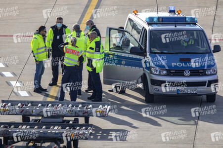 Notfallübung am Flughafen Köln/Bonn