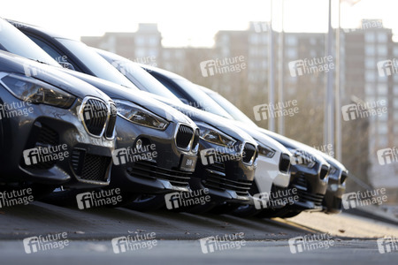 Symbolfoto Autohandel