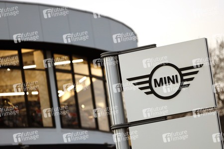 Symbolfoto Autohandel