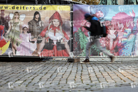 Symbolfoto Karneval mit 2G