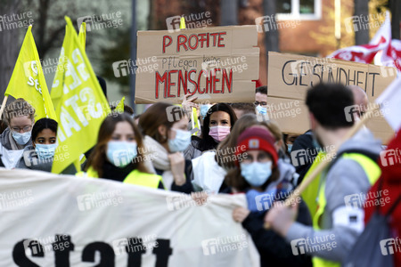 Streik der Beschäftigten der Uniklinik Köln