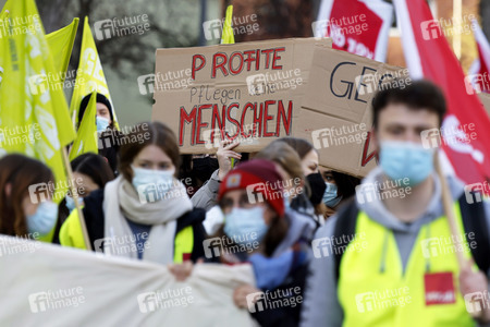 Streik der Beschäftigten der Uniklinik Köln