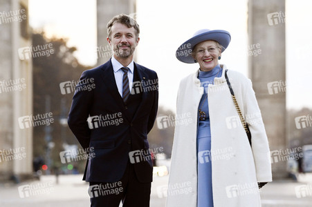 Fototermin mit Königin Margrethe II. von Dänemark und Kronprinz Frederik von Dänemark in Berlin