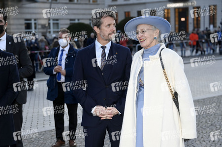 Fototermin mit Königin Margrethe II. von Dänemark und Kronprinz Frederik von Dänemark in Berlin