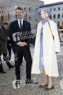Fototermin mit Königin Margrethe II. von Dänemark und Kronprinz Frederik von Dänemark in Berlin