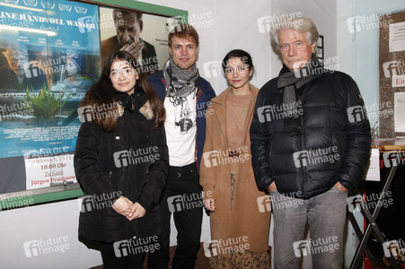 Filmpremiere 'Eine Handvoll Wasser' in Berlin