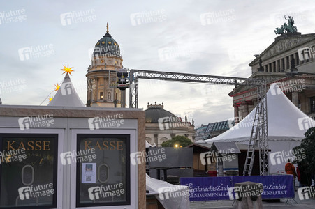 Aufbau der Weihnachtsmärkte in Berlin