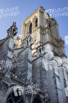Wiederaufbau der Kathedrale Notre-Dame de Paris