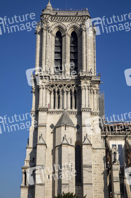 Wiederaufbau der Kathedrale Notre-Dame de Paris